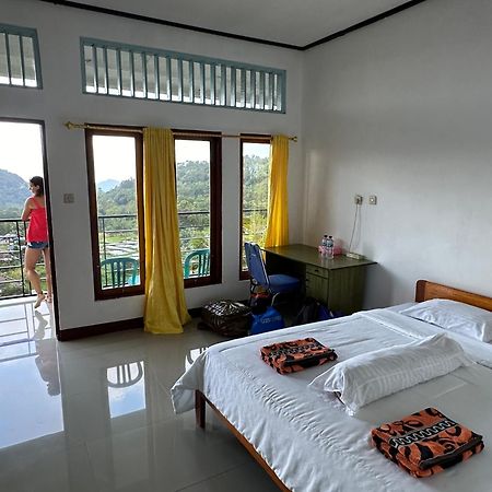 Farila Lodge Келимуту Екстериор снимка